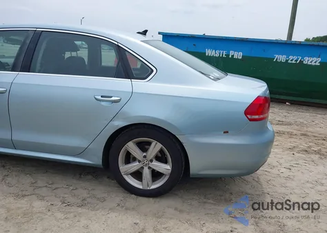 2012 Volkswagen Passat 2.5L Se from USA, damaged, VIN 1VWBP7A35CC025482